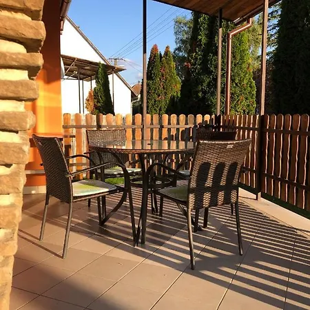 بيت للعطل Kelemen Nyaralo Balatonmáriafürdő