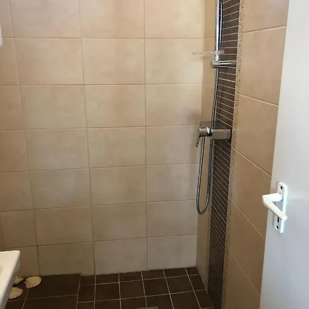 Kelemen Nyaralo Balatonmariafurdo